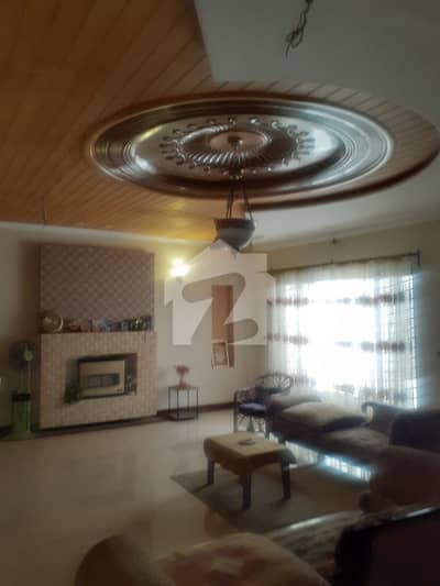 1 Kanal Upper Portion For Rent Near Main Canal Road Only For Silent Office