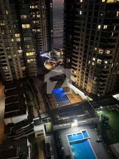 Prime Location 1705 Square Feet Flat For sale Available In DHA Defence