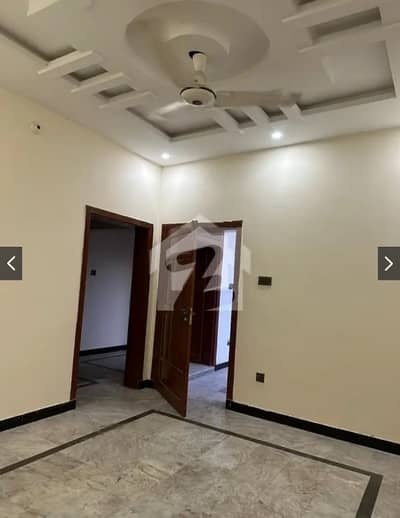 14 Marla Separate Upper Portion House Available For Rent With Gas