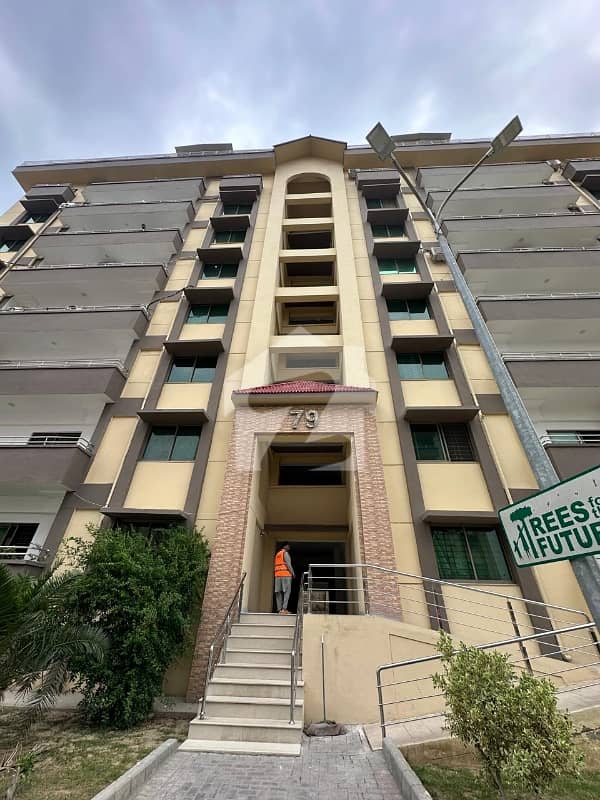 2 Floor 3 Bed Room Apartment in Askari 11 2 Floor 3 Bed Room Apartment in Askari 11