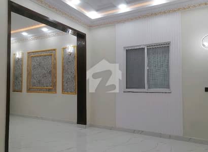 فارمانئیٹس ہاؤسنگ سکیم لاہور میں 5 مرلہ رہائشی پلاٹ 65.0 لاکھ میں برائے فروخت۔