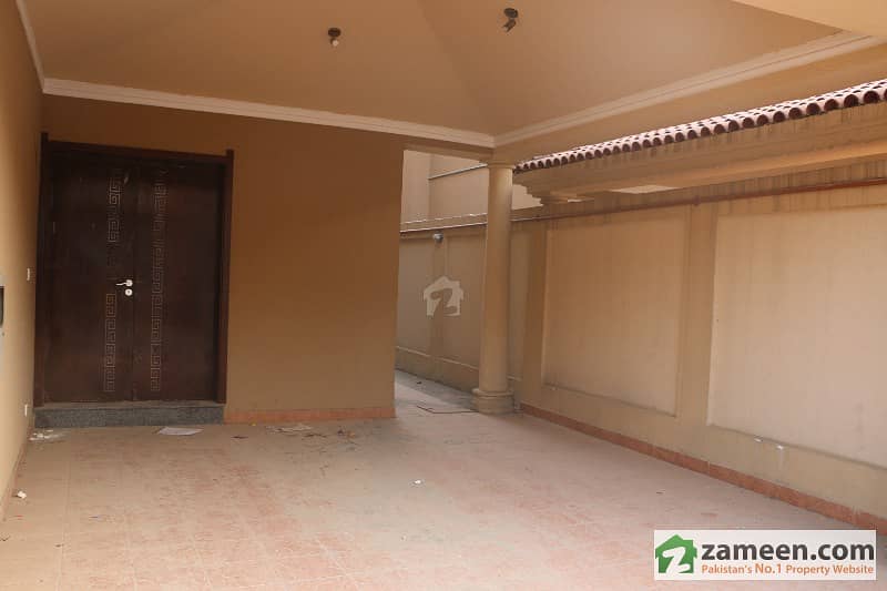 DHA Defiance Villa Sector F Prime Location House For Rent