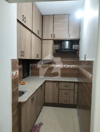 Gulshan Iqbal block 1 Hashim Arcade  3rd Floor No lift 2 Bed DD Demand 50000 *Code(16634)*