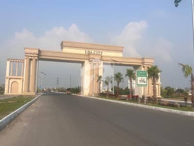 BB Block 10 Marla Plot Available For Near To 150 Feet Road