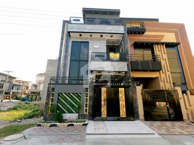 Beautiful 3 Marla Family House For Sale Perfect Home For Your Family Lahore