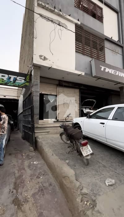KAMRAN CHOWRANGI COMMERCIAL SHOP AVAILABLE