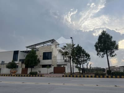 Prime location 10 Marla semi corner plot in sector C1 all charges paid for sale Prime location 10 Marla semi corner plot in sector C1 all charges paid for sale