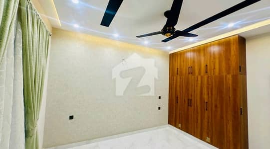 Prime Location 10 Marla House In Canal View Housing Scheme Best Option
