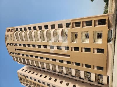 برج-ال-حرمین یونیورسٹی روڈ,کراچی میں 2 کمروں کا 5 مرلہ فلیٹ 1.4 کروڑ میں برائے فروخت۔