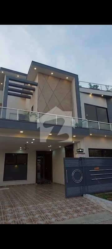 LUXURY 10 MARLA HOUSE FOR SALE IN TOP CITY ISLAMABAD PRIME LOCATION & UNBEATABLE VALUE