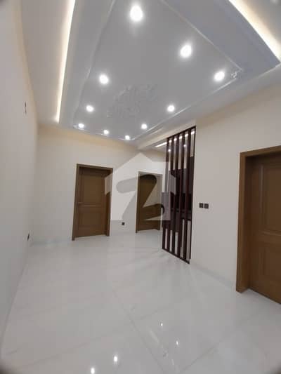 10 Marla Brand New House For Rent In Lake City
