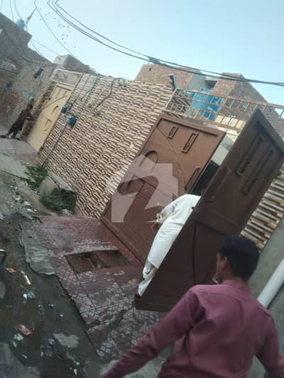 رشید آباد ملتان میں 2 کمروں کا 2 مرلہ مکان 35.0 لاکھ میں برائے فروخت۔