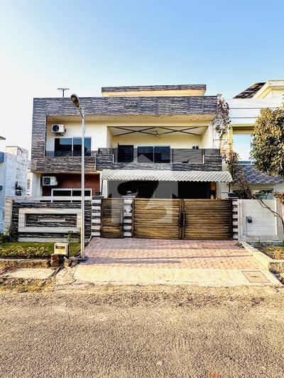 Double Storey With Full Basement House For Sale In Telegarden F-17 Mpchs