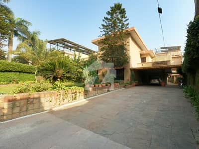 A GEM IN THE JUNGLE (HOUSE FOR SALE)