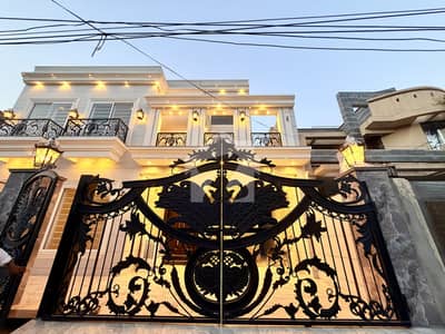 ULTRA-LUXURY OWNER-BUILT 13 MARLA HOUSE FOR SALE | PAK BLOCK, IQBAL TOWN, LAHORE