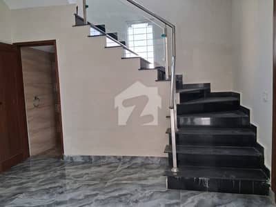 9 Marla Modern House for Rent Bankers Avenue Cooperative Housing Society, Lahore