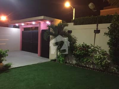 500 Yard Villa Available For Sale