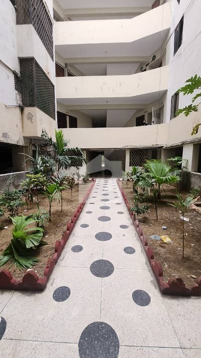 3 Bed DD Flat for Sale in Afnan Arcade Gulistan-e-Jauhar Block 15