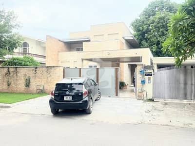 F-10 Stlyish brand new House Available For sale beautiful location