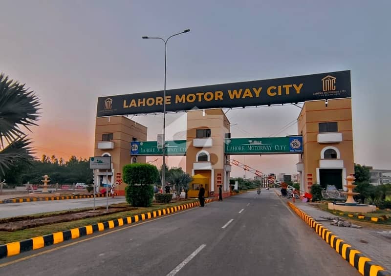 5 Marla Facing Park Good Location Plot For Sale in R Block. 5 Marla Facing Park Good Location Plot For Sale in R Block.
