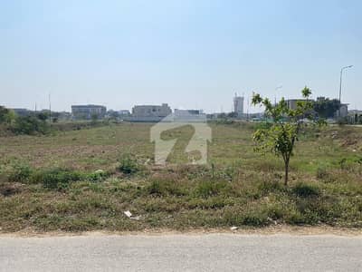 2 Kanal merged plot on 100 Ft Road facing playground