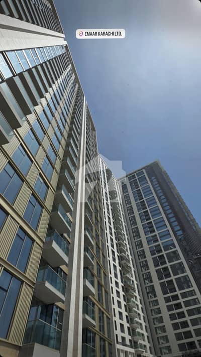 The Views 2 bedroom Brand new apartment in Emaar tower with infinity pool.