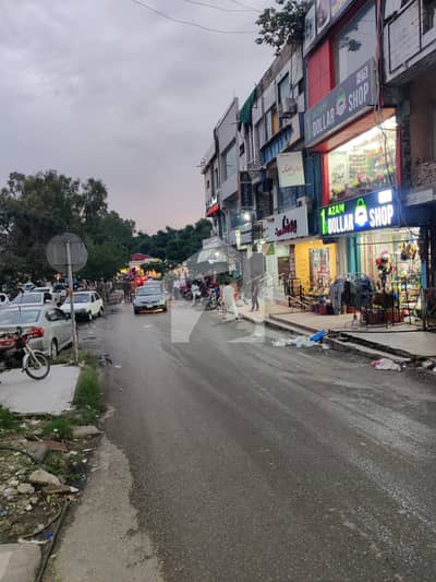 بلیو ایریا اسلام آباد میں 9 مرلہ Studio عمارت 12.0 کروڑ میں برائے فروخت۔