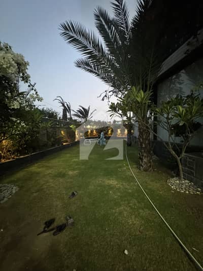 ULTRALUXE SIGNATURE LIVING: MAGNIFICENT 1000 SQ YD DESIGNER BUNGALOW WITH POOL, GYM & THEATER FOR SALE IN ZONE A, DHA PHASE 8, KARACHI