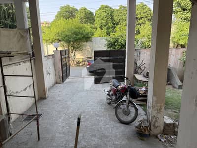 عسکری 5 راولپنڈی میں 5 کمروں کا 12 مرلہ مکان 1.7 لاکھ میں کرایہ پر دستیاب ہے۔