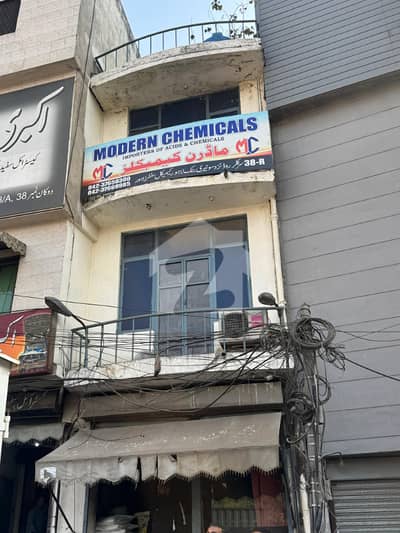 Main Road LAHORE CHEMICAL CENTRE, AKBARI MANDI B+G+2 Floor, Adjacent Shaukat Manzil
