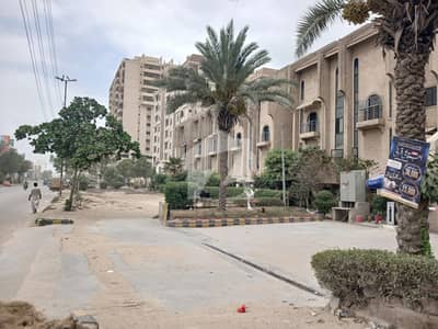 گلستانِ جوہر کراچی میں 4 کمروں کا 8 مرلہ مکان 3.3 کروڑ میں برائے فروخت۔