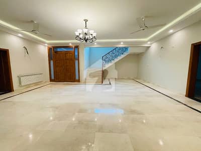 Offering A 1000 Sq Yard House With Beautiful Garden Available for Rent.