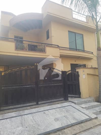 10 Marla House available for Rent in Wapda Town Block K3