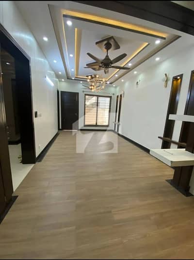 10 Marla LIKE New DOUBLE STOREY HOUSE FOR RENT IN G13 ISLAMABAD IDIAL LOCATION