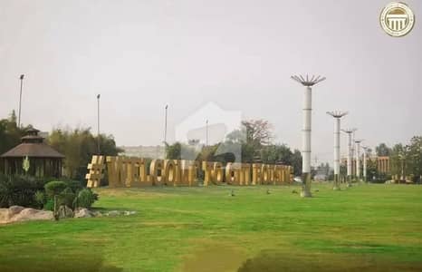 10-Marla Plot available For SALE Mainbuleward 80-Ft double road, CITIHOUSING samundri road Faisalabad.