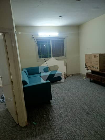 2 BED LOUNGE PORTION AVAILABLE FOR RENT