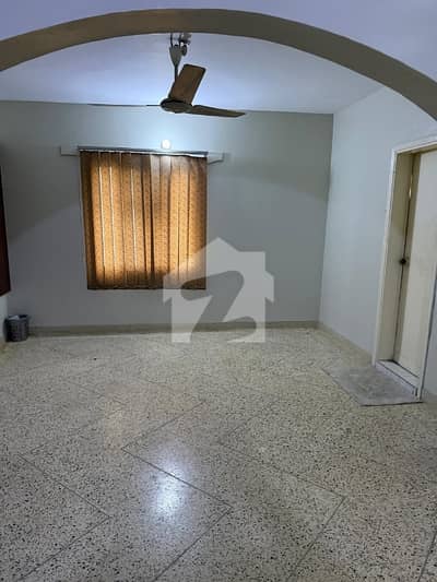 850 Sq Ft Office Available For Rent VIP Location Of Shaheede Millat Road.