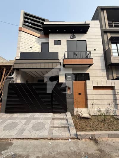 On Excellent Location 5 Marla House For sale In Rs. 24500000 Only