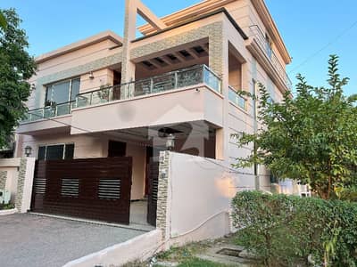 Elegant Corner House with Lush Green Garden in prime I-8/3 Location