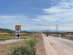 10 Marla Corner Plot Available For Sale