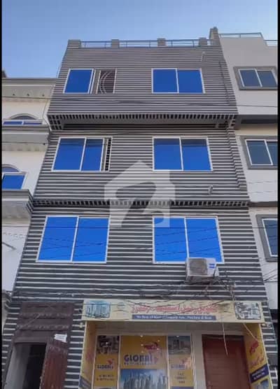 ایچ ۔ 13 اسلام آباد میں 10 کمروں کا 3 مرلہ عمارت 4.8 کروڑ میں برائے فروخت۔