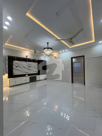 14 Marla House Available For Rent In G-13/2, Islamabad