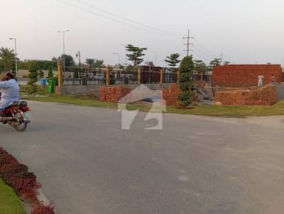 5 MARLA PLOT AVAILABLE FOR SALE