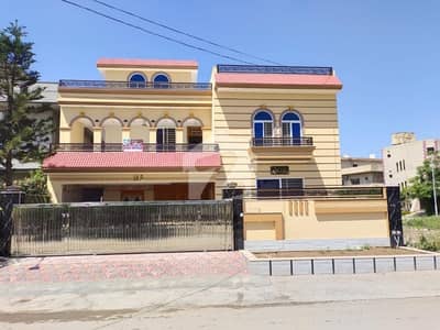 1 KANAL DOUBLE STOREY BRIND NEW HOUSE FOR SALE