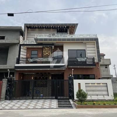 Good Location House Of 10 Marla Is Available For sale In Bismillah Housing Scheme, Lahore