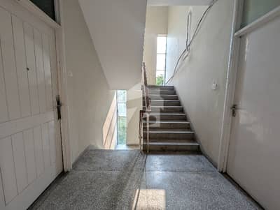 10-Marla 3-Bedrooms Apartment Available For Sale In Askari-1 Lahore Cantt