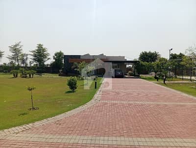 بیدیاں بیدیاں روڈ,لاہور میں 2 کمروں کا 10 کنال فارم ہاؤس 6.0 کروڑ میں برائے فروخت۔