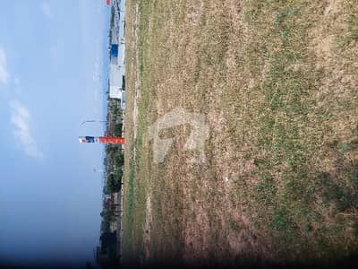 Size 90x100 Residential plot for sale