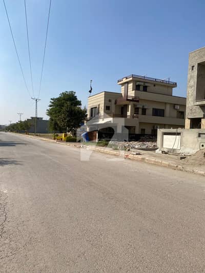 Plot For Sale In Bahria Town Phase 8 Block H
