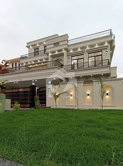 1 Kanal Luxury Double-Story House for Sale Prime Location G-13